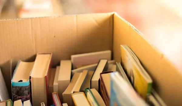 packed-books-1140x540